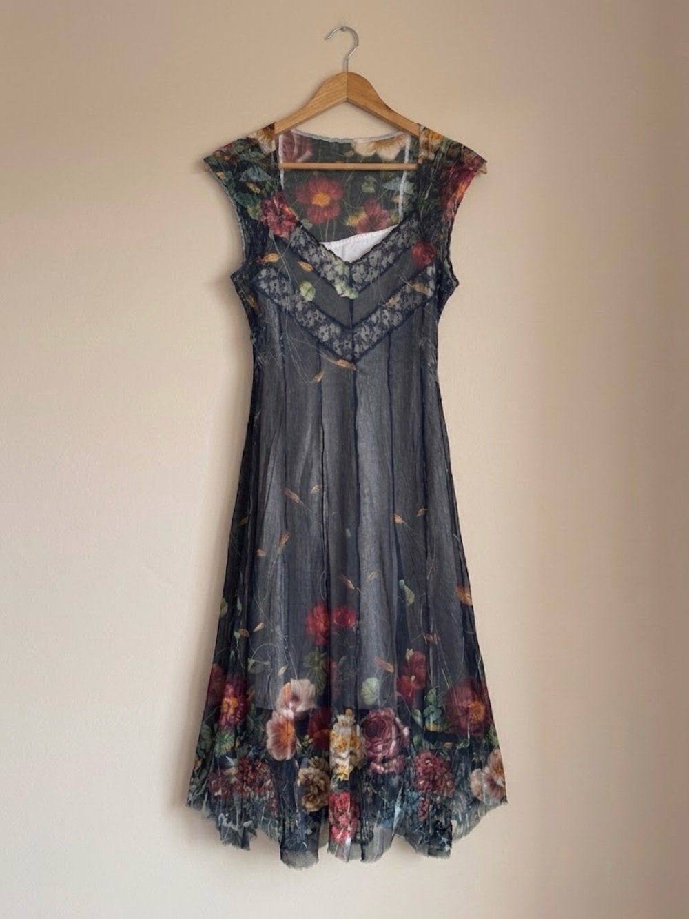 Vintage Floral Lace-Detail Black Midi Dress - Women's